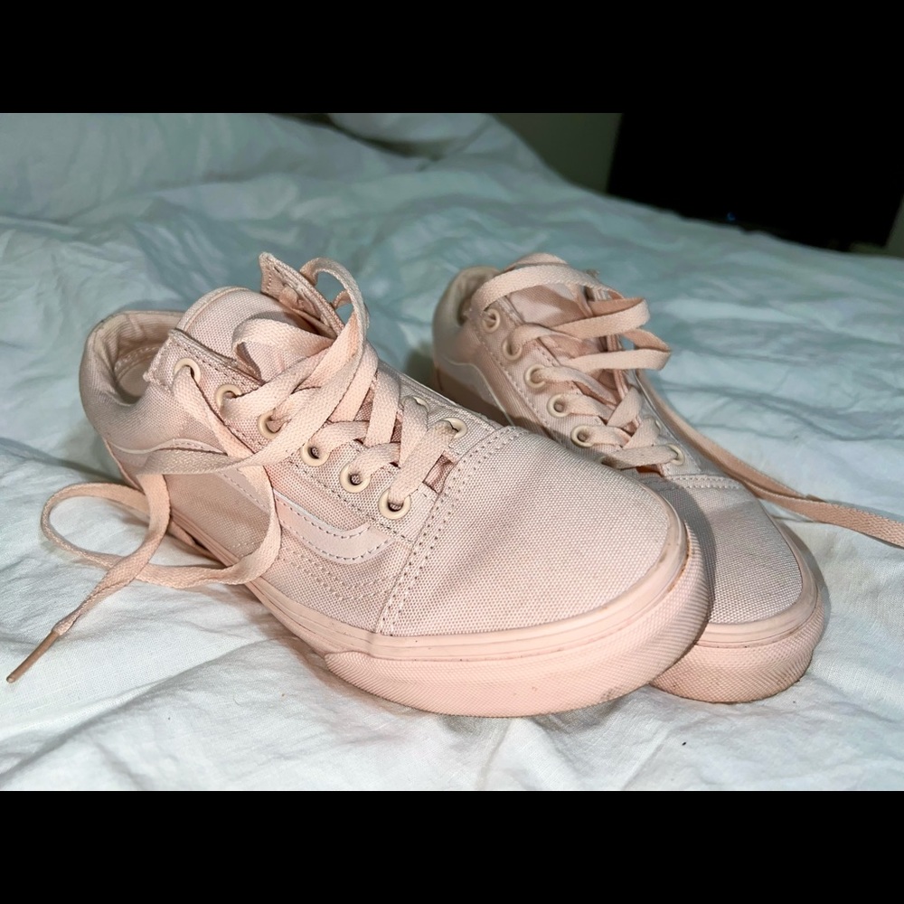VANS OLD SKOOL SNEAKERS